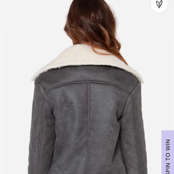 Faux Sherpa jacket gray size medium - Picture 3 of 5